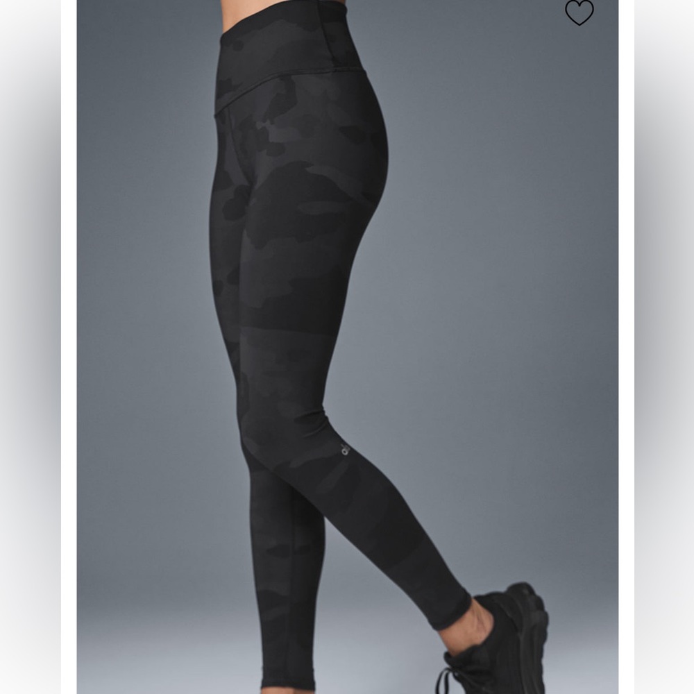 ALO Yoga  High-Waist Camo Vapor Leggings Size Small Made in Portugal - Picture 8 of 10